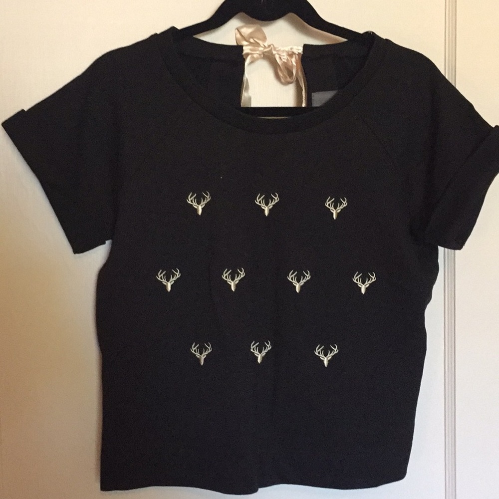 NEW embroidered Deer sweatshirt